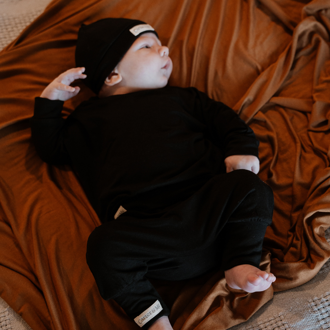 Stretch Beanie and Swaddle Set