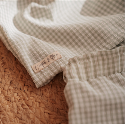 Wide-Leg Gingham Pants